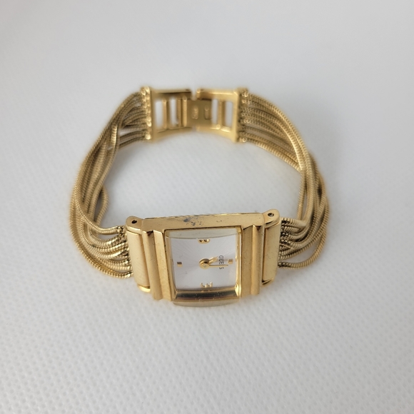 Guess Watches and Cuff Jewlery Lot - Picture 7 of 14